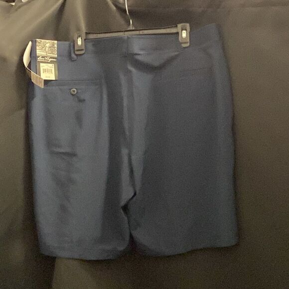 Mens Shorts Size 42 - Picture 2 of 4